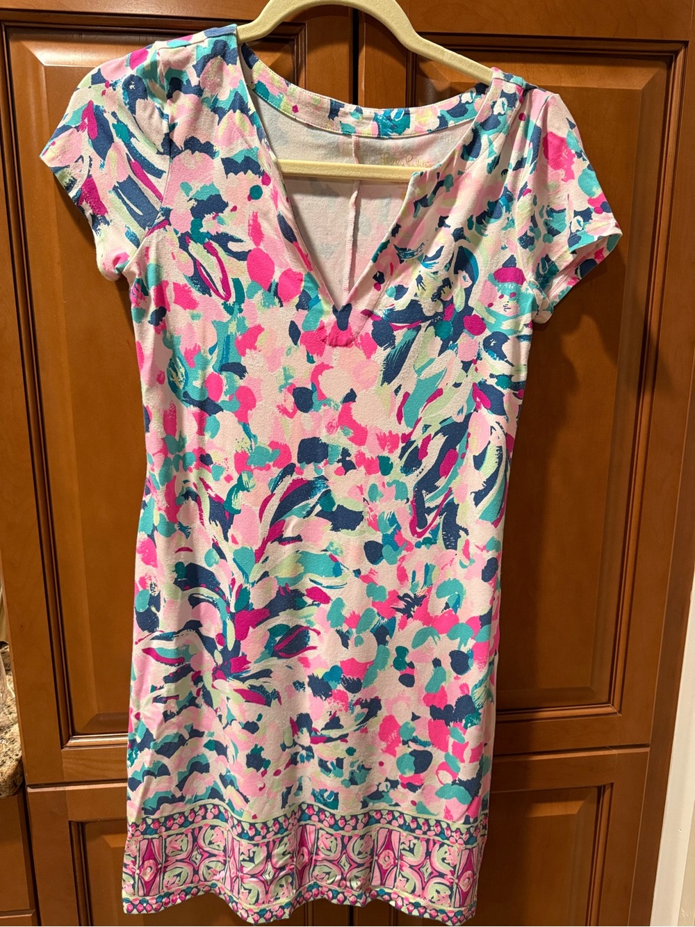Lilly Pulitzer Pink, Teal & Navy Abstract Print V-Neck Shift Dress